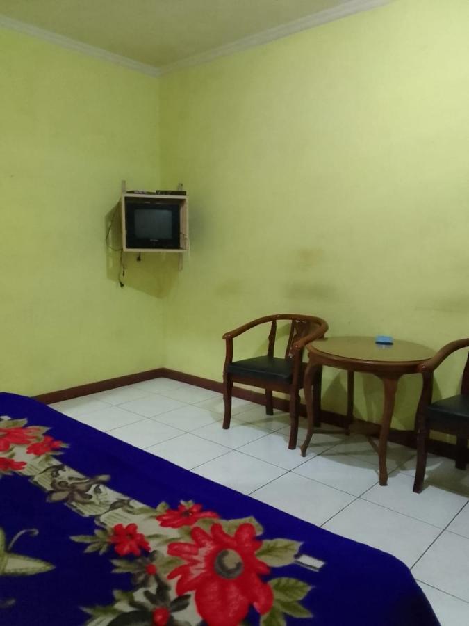 Oyo 93146 Lamin Indah Hotell Puncak Eksteriør bilde